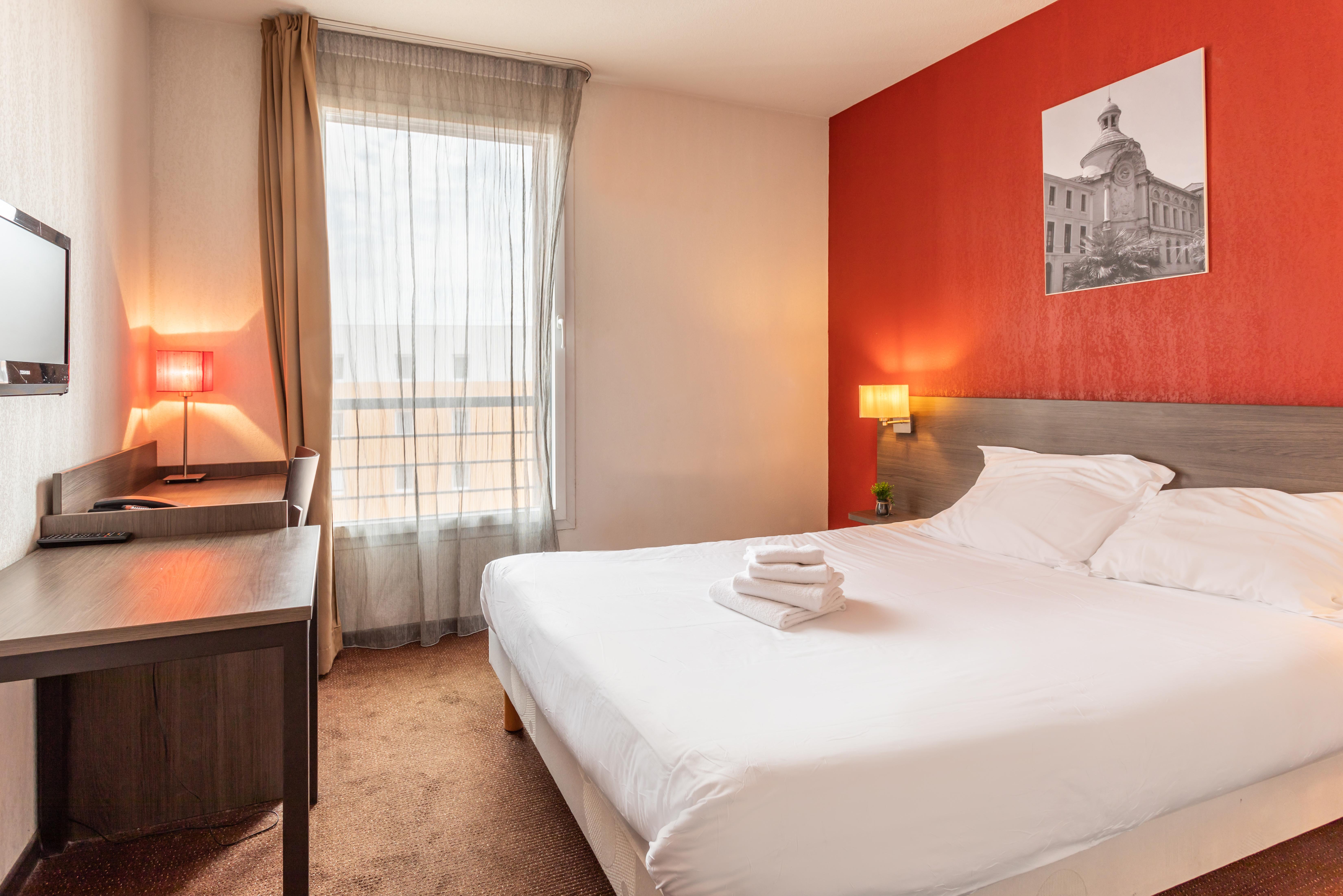Comfort Aparthotel Nimes Centre Екстериор снимка
