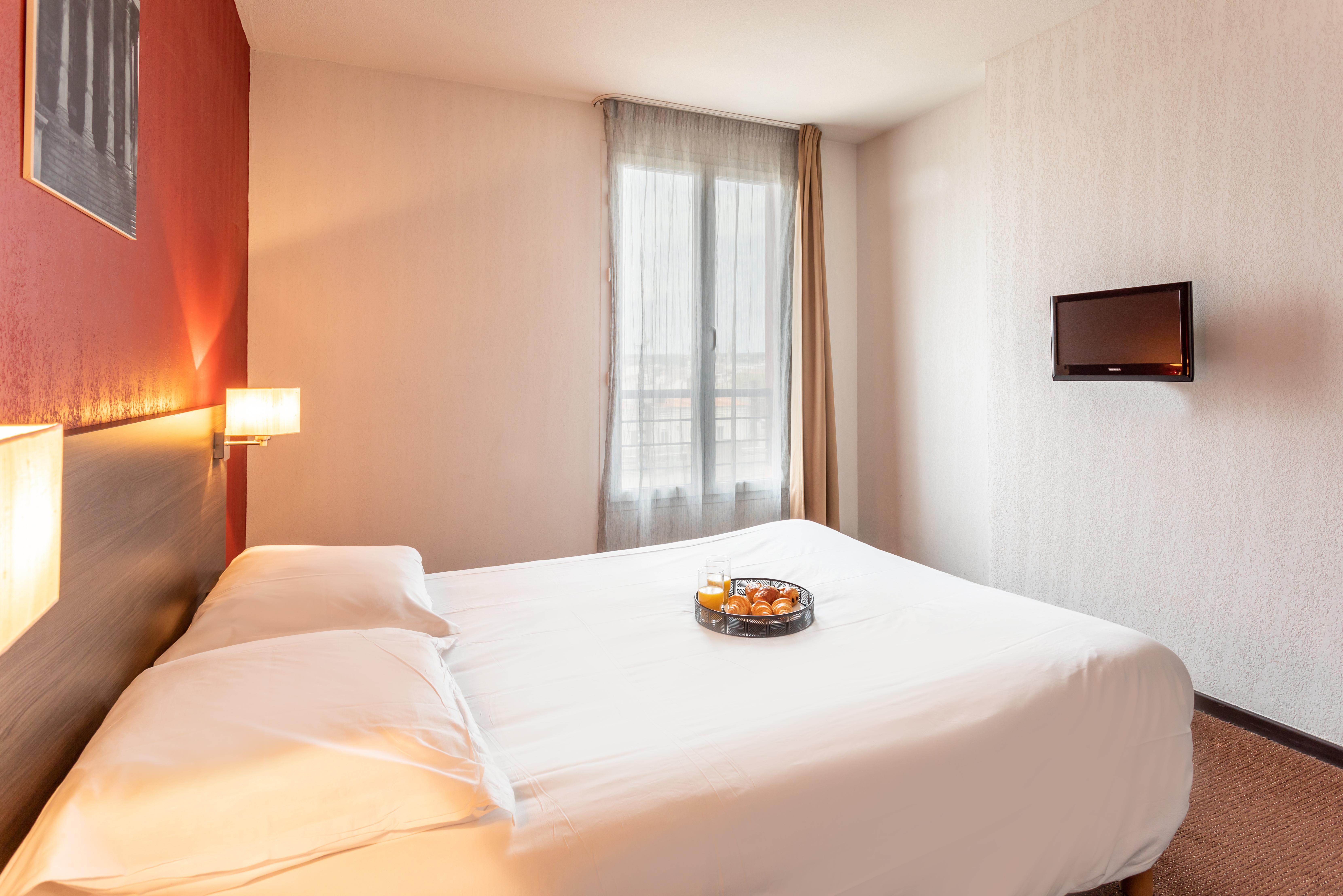 Comfort Aparthotel Nimes Centre Екстериор снимка