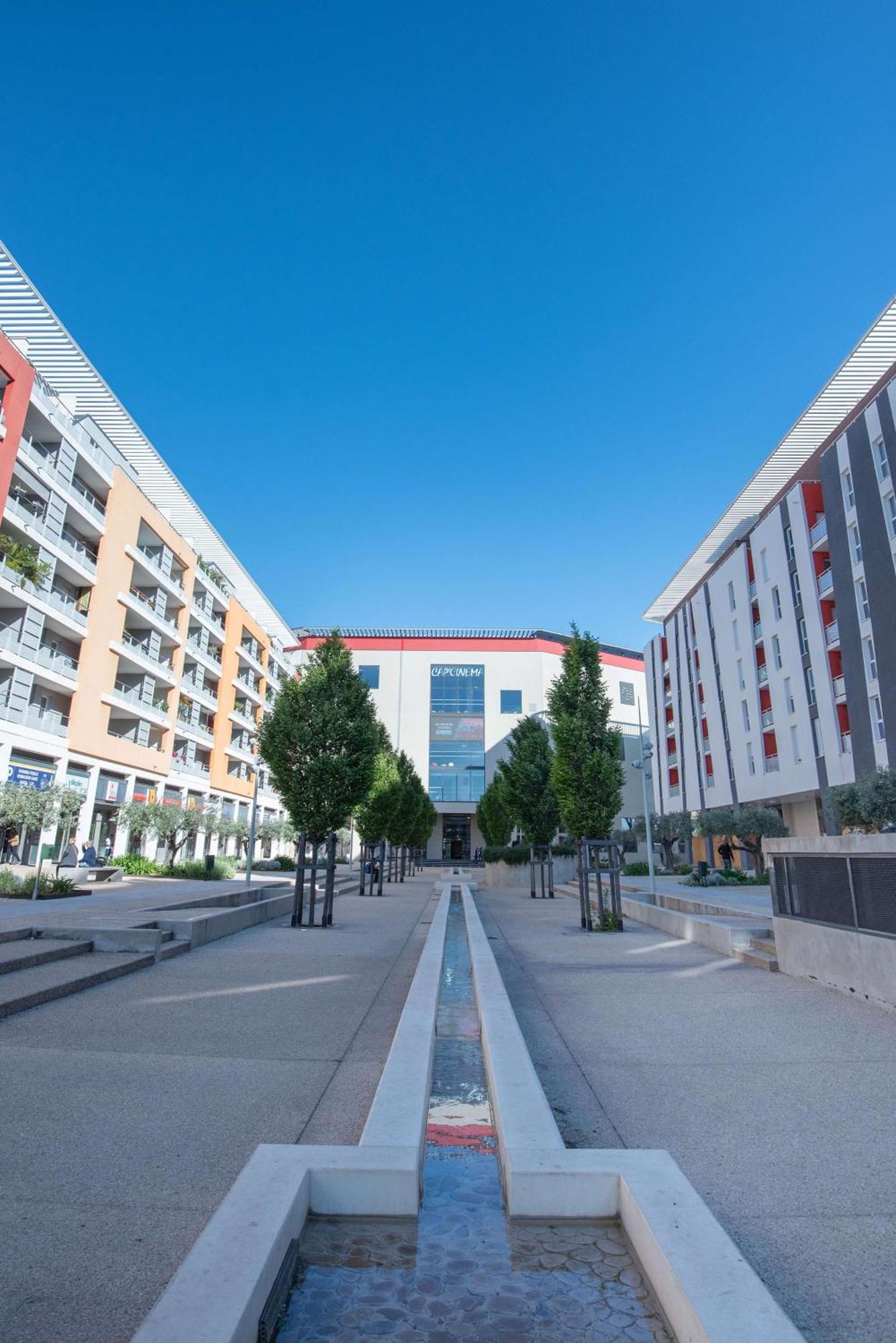 Comfort Aparthotel Nimes Centre Екстериор снимка
