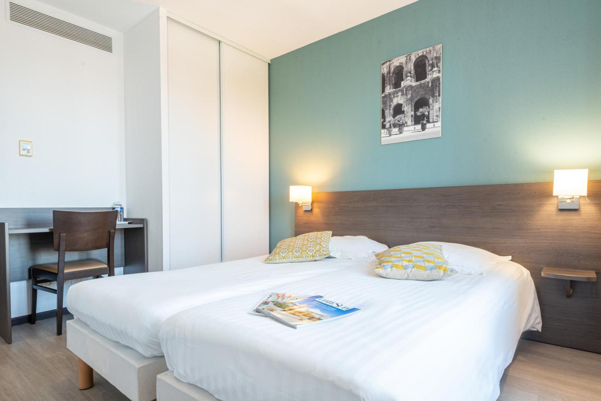 Comfort Aparthotel Nimes Centre Екстериор снимка