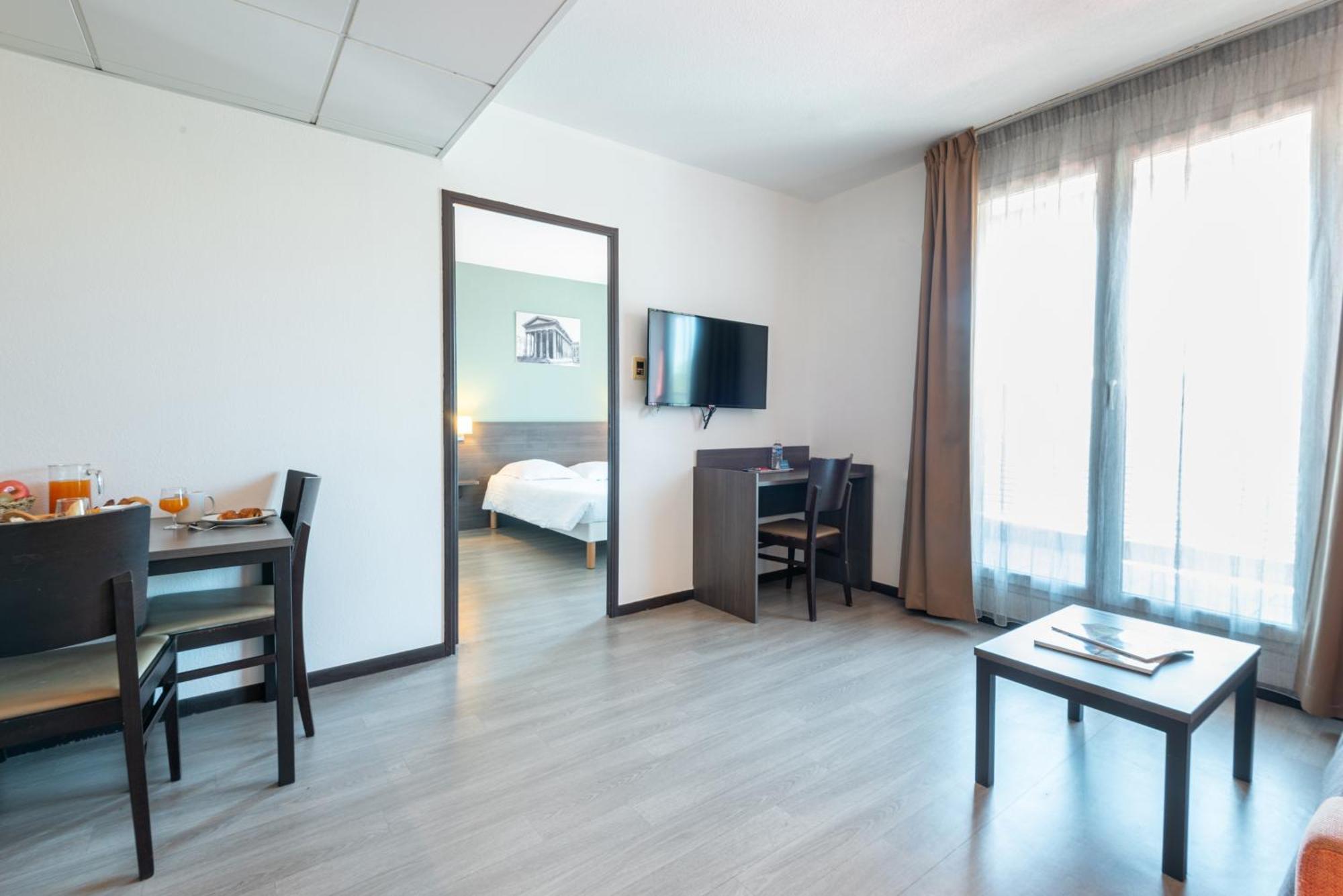 Comfort Aparthotel Nimes Centre Екстериор снимка