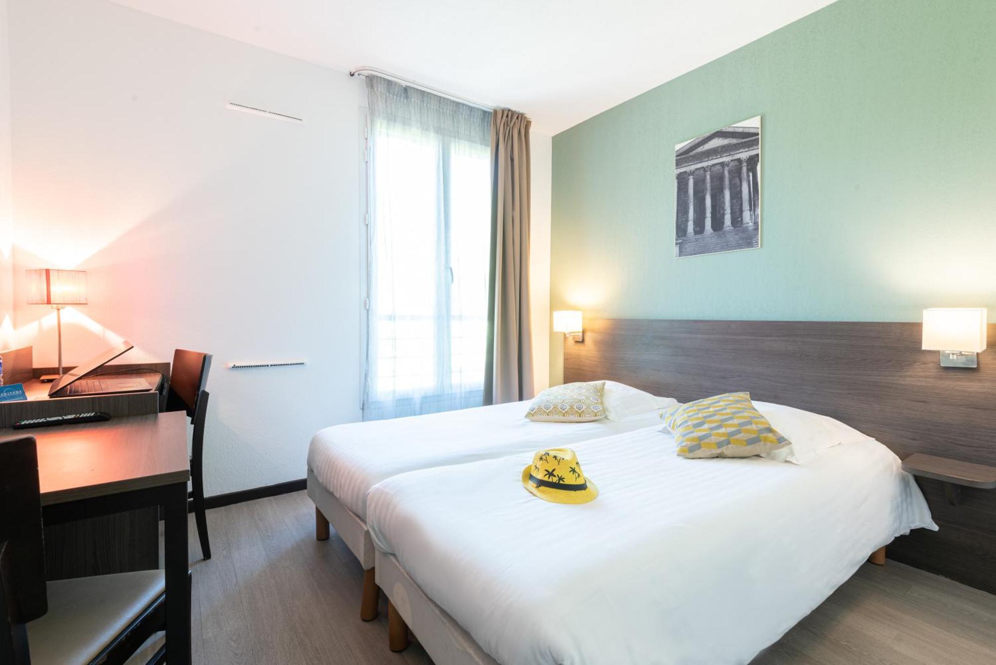 Comfort Aparthotel Nimes Centre Екстериор снимка