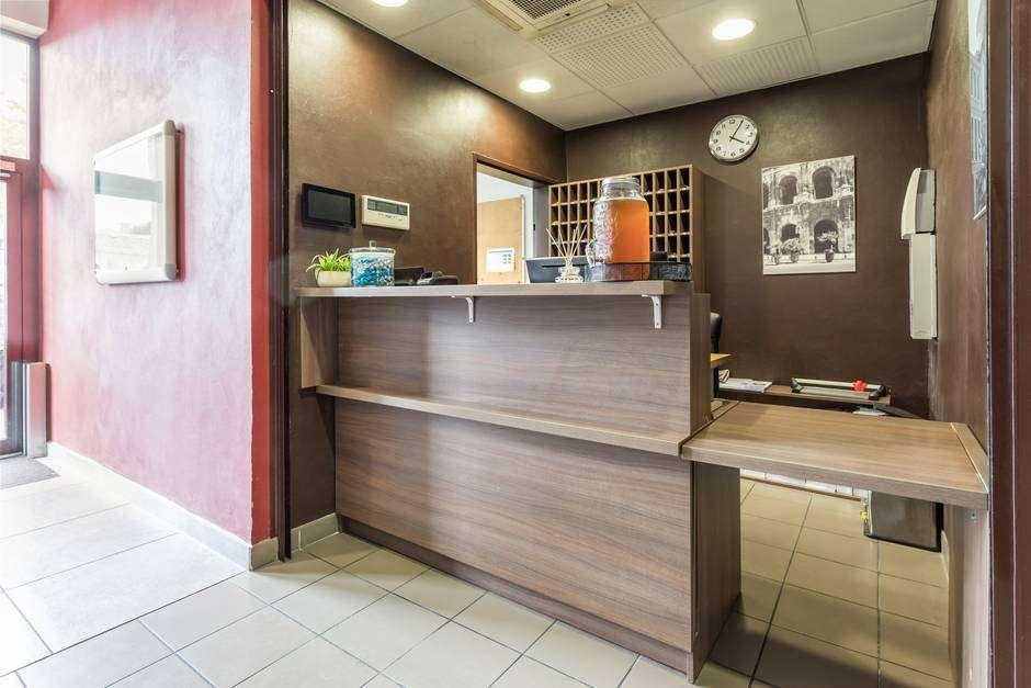 Comfort Aparthotel Nimes Centre Интериор снимка